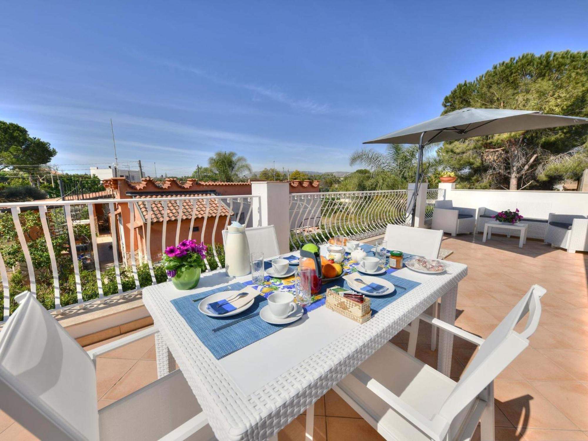 Appartement Lovely App In With Pool, Fontane Bianche
