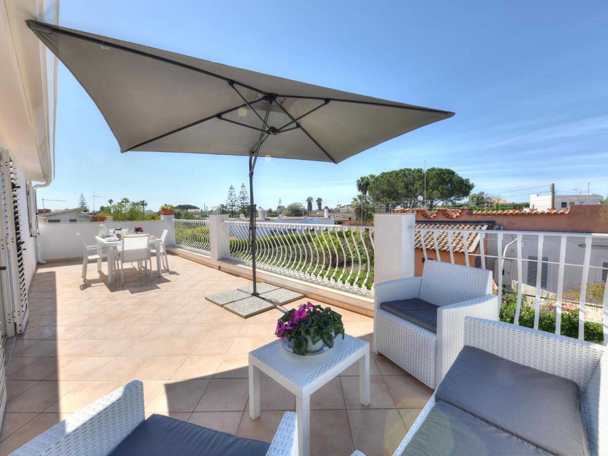 Lovely App In With Pool, Fontane Bianche Apartment